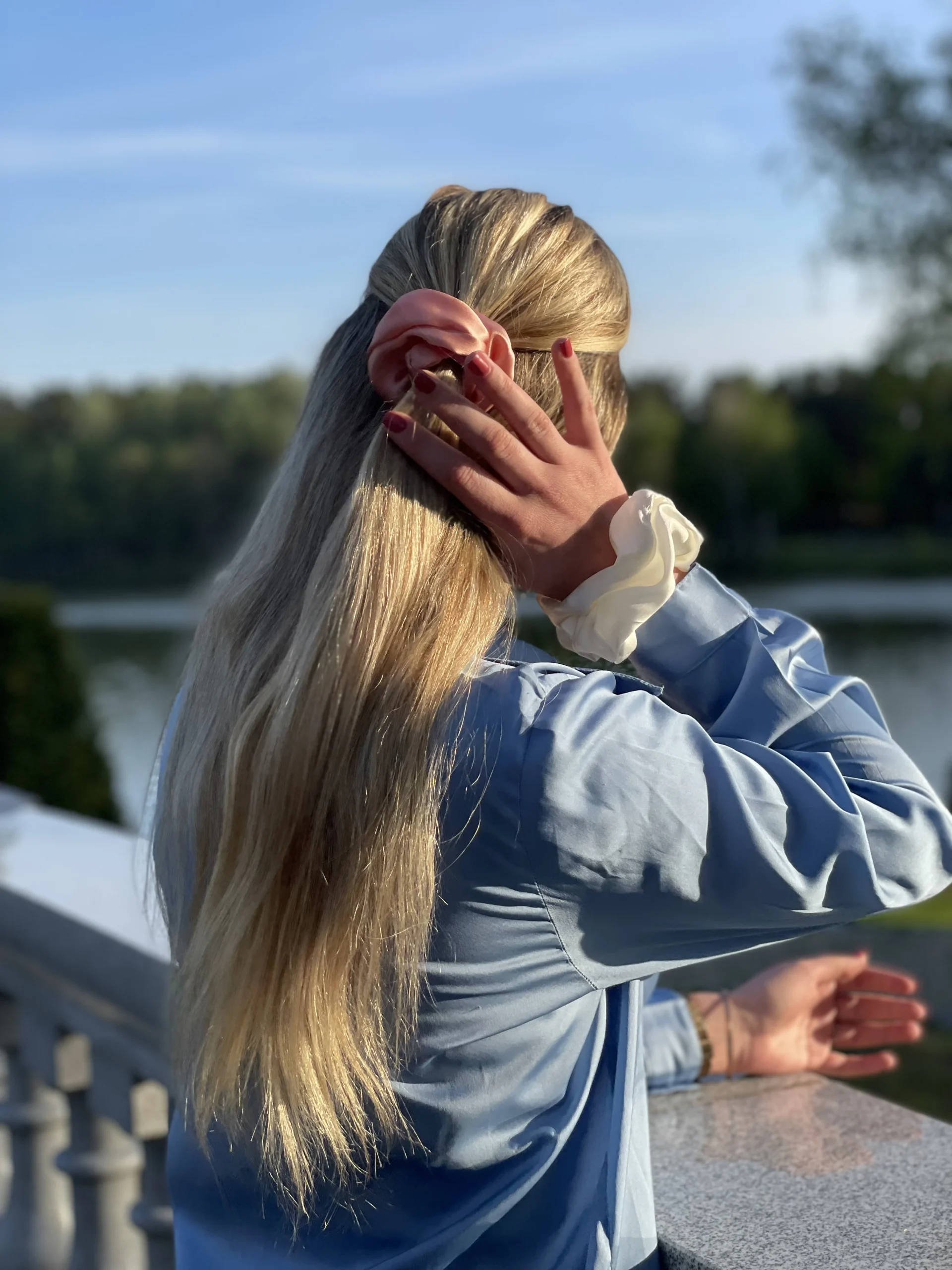 šilko plaukų gumytė (27) šilko plaukų gumytė (27)