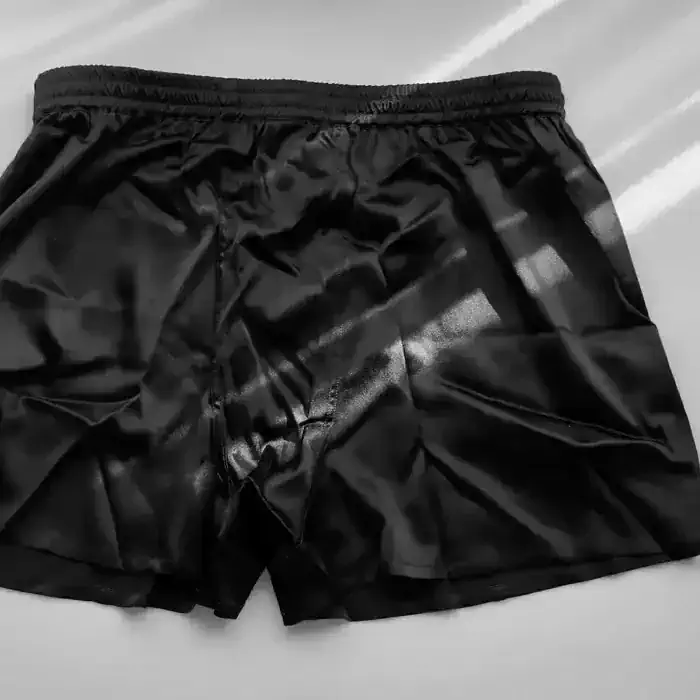 Loose fit men's boxers in 100% natural Mulberry silk